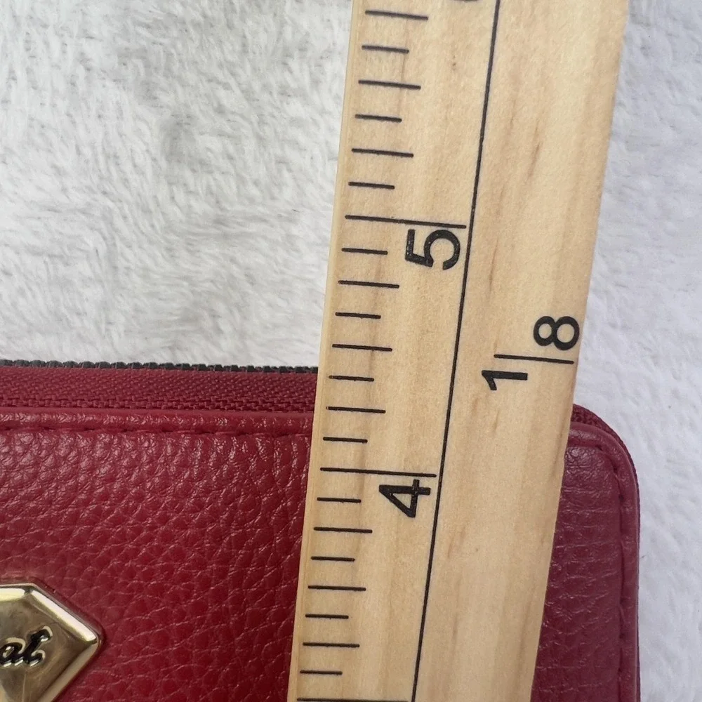 Baby Phat Wallet Womens One Size Red Zip Around‎ Checkbook Cat Logo Faux Leather